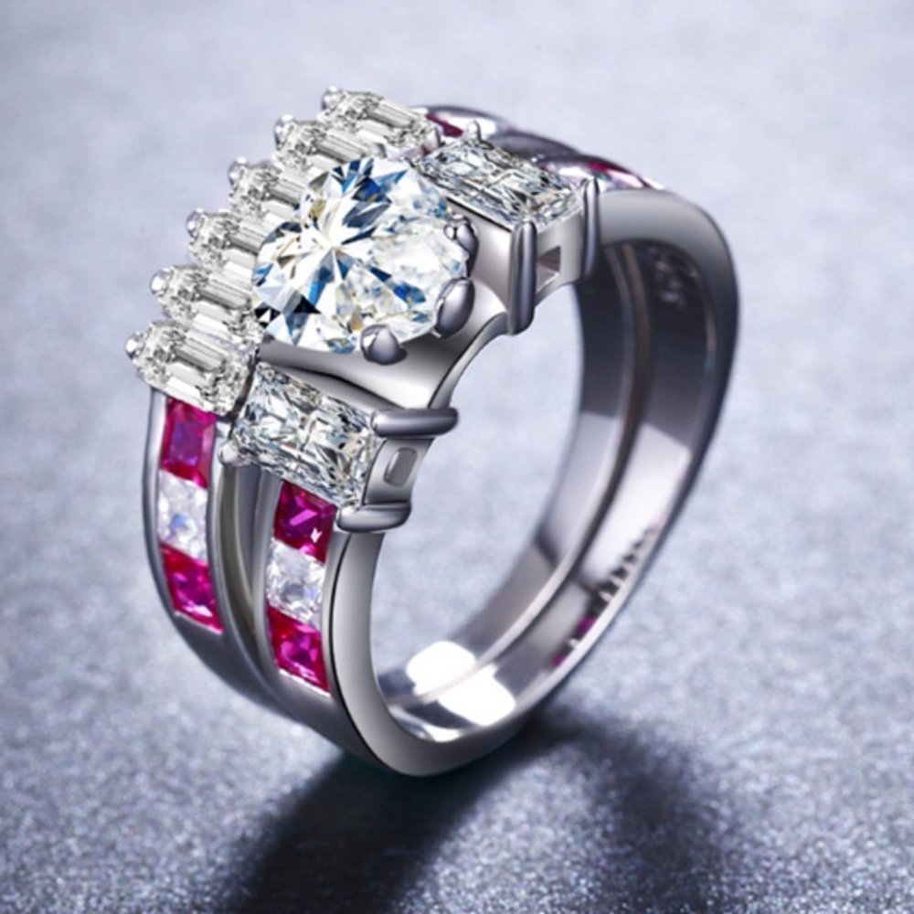 💞925 Silver Plated Beautiful Heart Shaped CZ Women Ring, MLNN1016